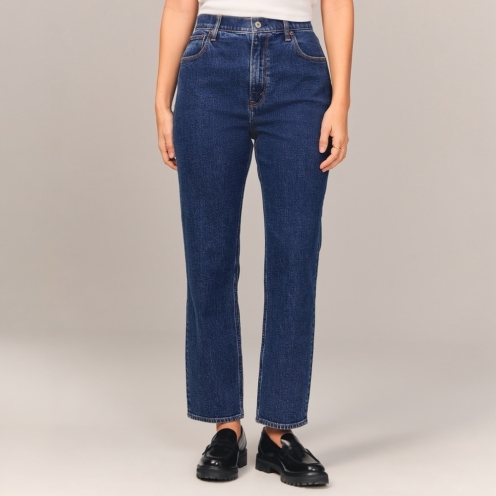 A&F Curve Love Ultra High Rise Ankle Straight Jean Sz 10 Short Petite Dark Wash